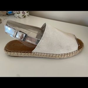Toms Clara Sandals